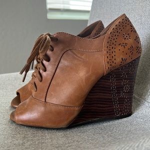 Leather heels